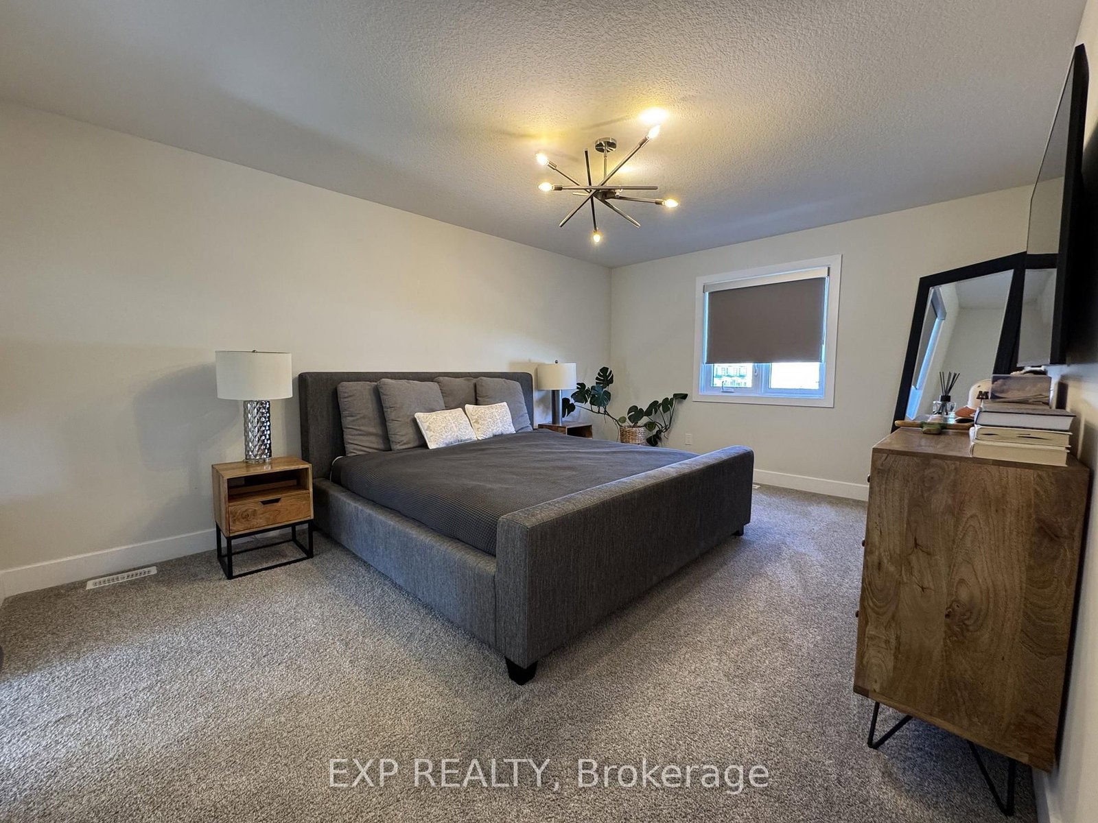 1562 Bob Schram Way - Photo 18