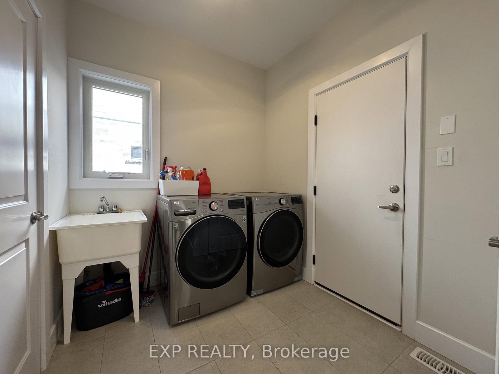 1562 Bob Schram Way - Photo 21