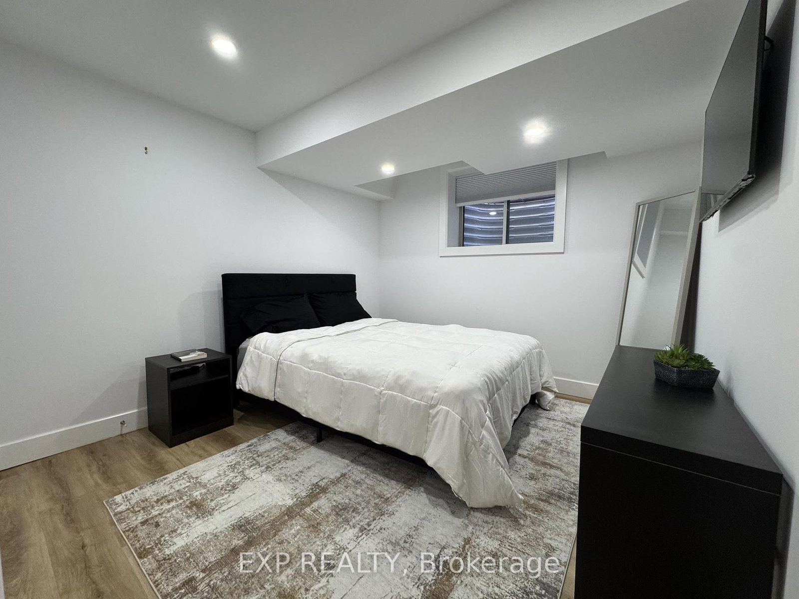 1562 Bob Schram Way - Photo 24