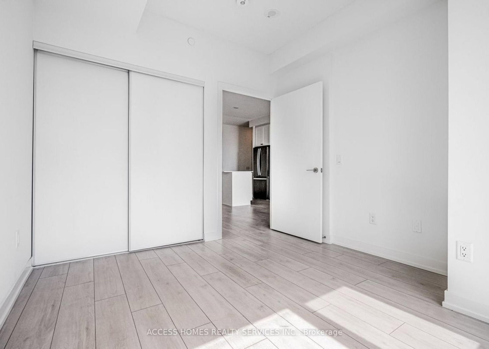 55 Duke Street W, Unit 2205 - Photo 14