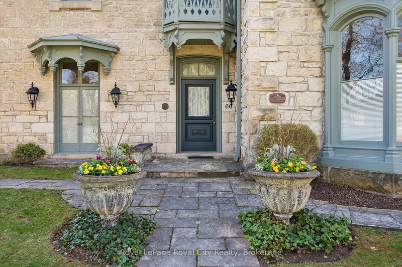 66 Paisley St, Guelph, N1H 2N8 | Image 3