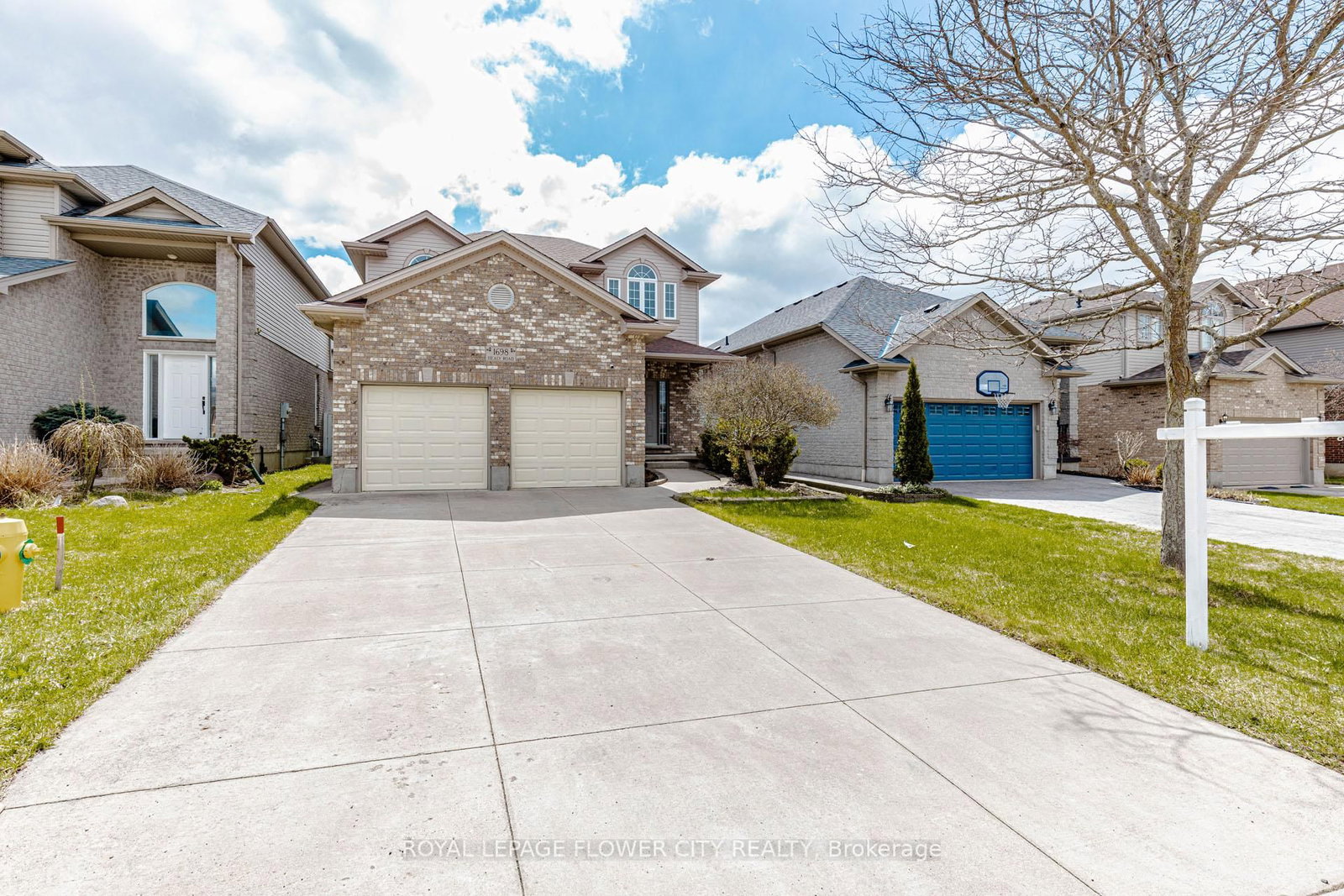 Detached House for sale at 1698 Healy Road, London North, Ontario, N6G 5P1 - North I - MLS: X13047902