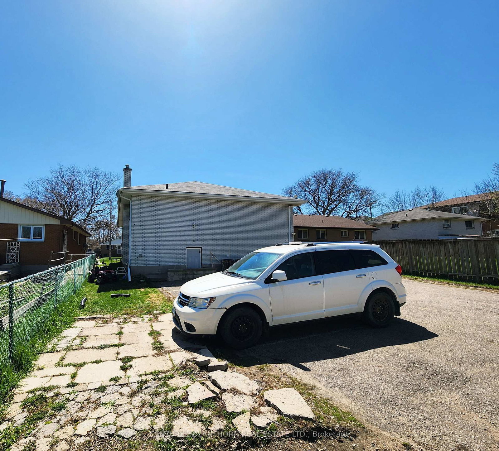 18 Union Street • Belleville, ON photo 11