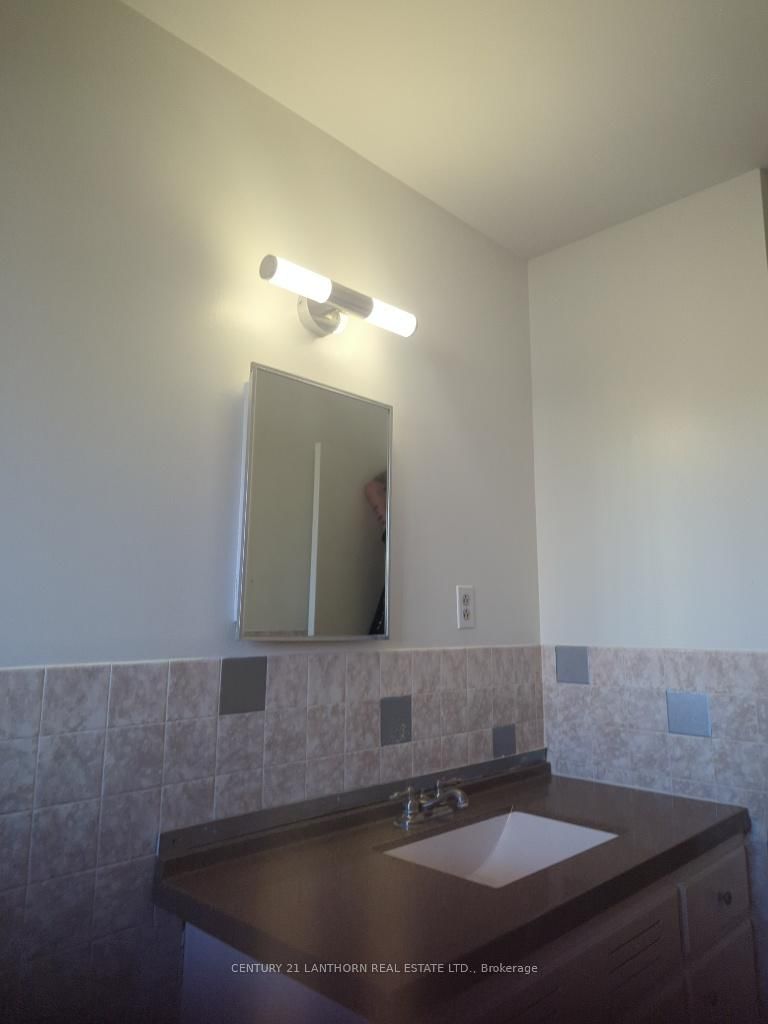 18 Union Street • Belleville, ON photo 32