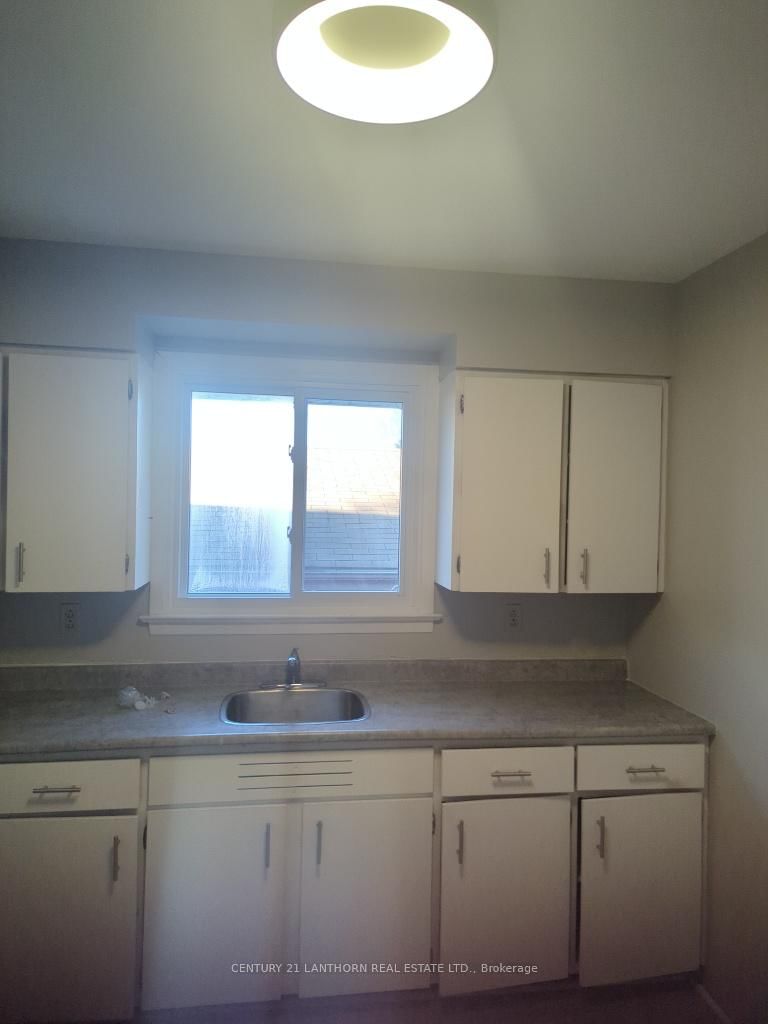 18 Union Street • Belleville, ON photo 33
