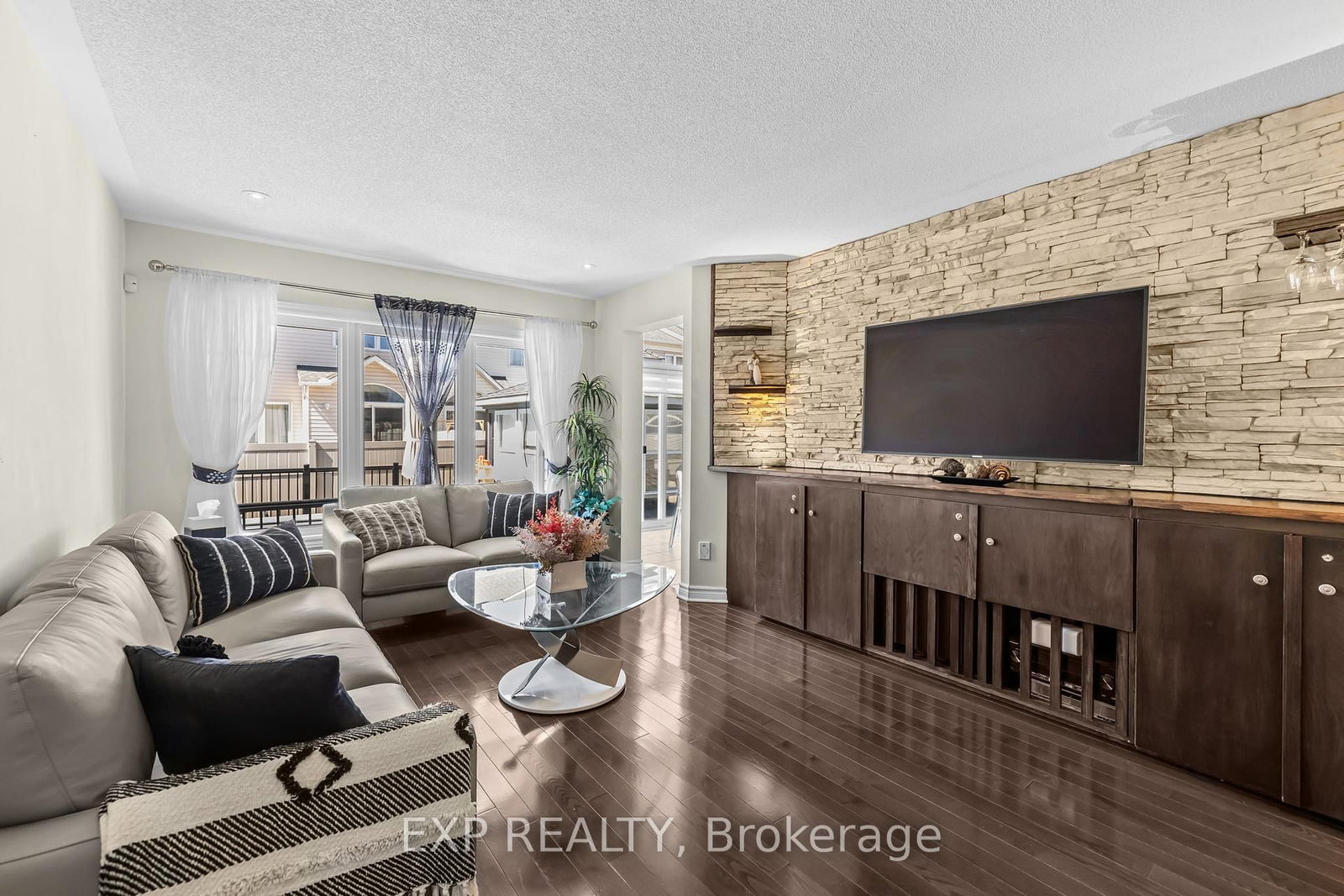 500 Langelier Avenue - Photo 10