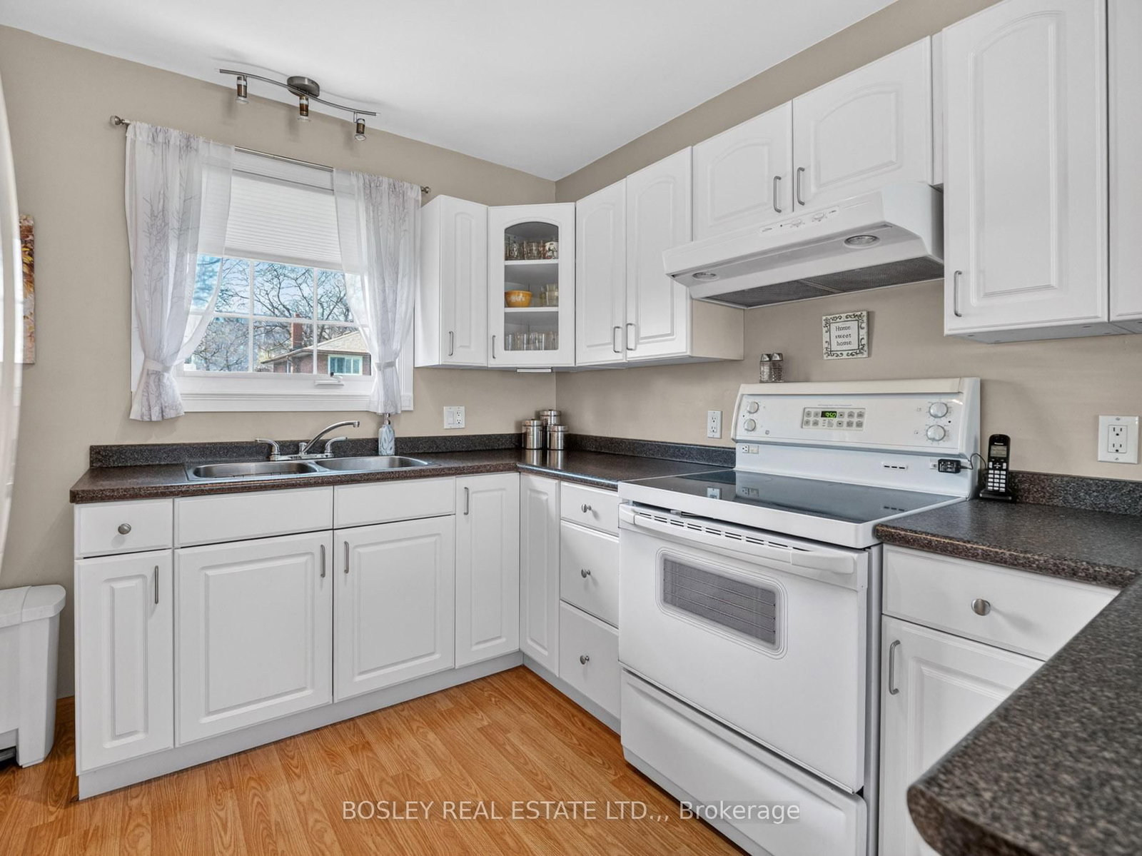 12 Brookdale Avenue - Photo 9