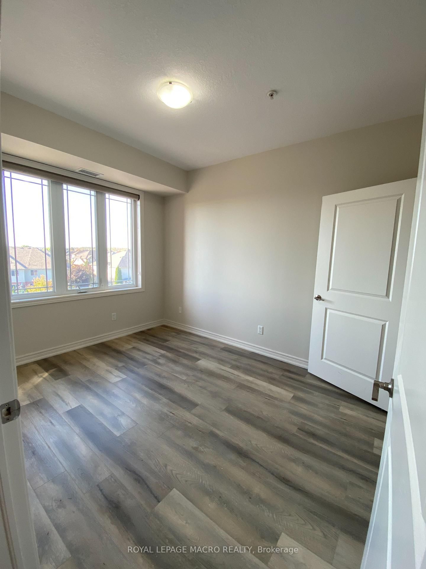 3200 Regional Road 56, Unit 304 - Photo 9