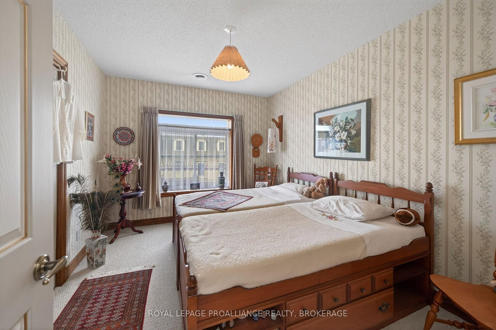 99 King Street E • Gananoque, ON photo 19
