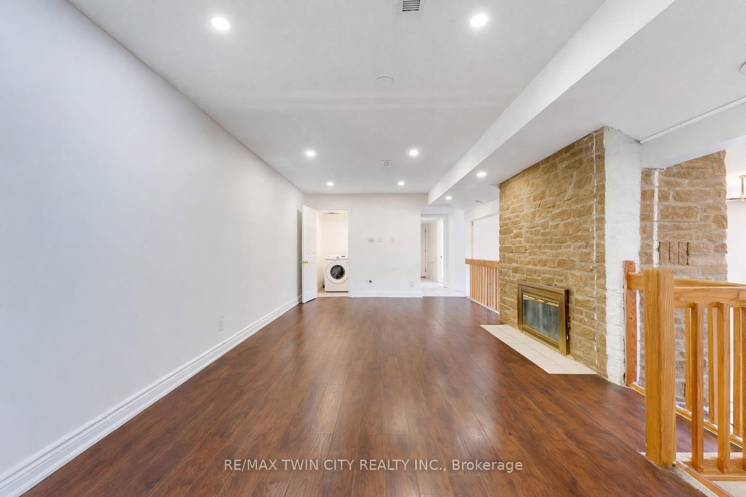 530 Fountain Street S - Photo 13