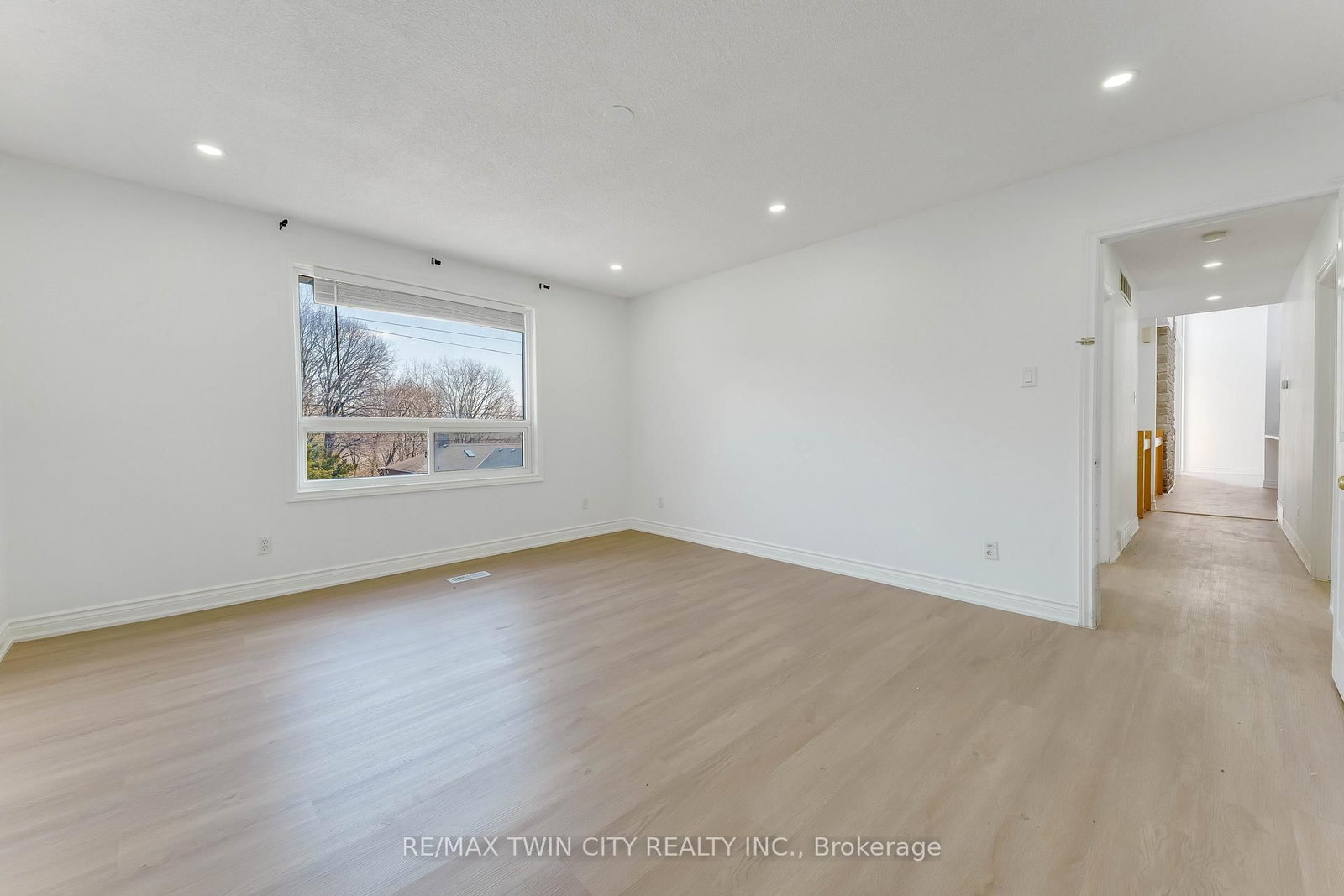 530 Fountain Street S - Photo 22