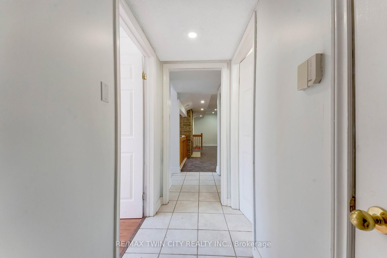 530 Fountain Street S - Photo 33