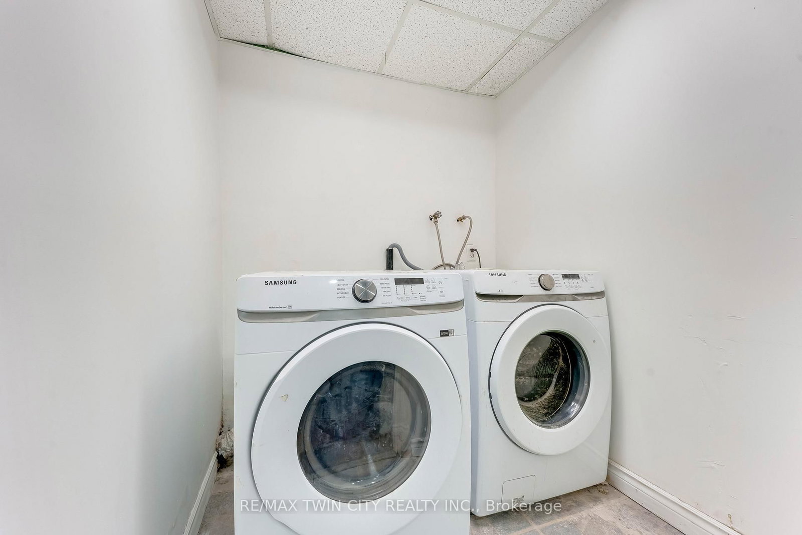 530 Fountain Street S - Photo 34