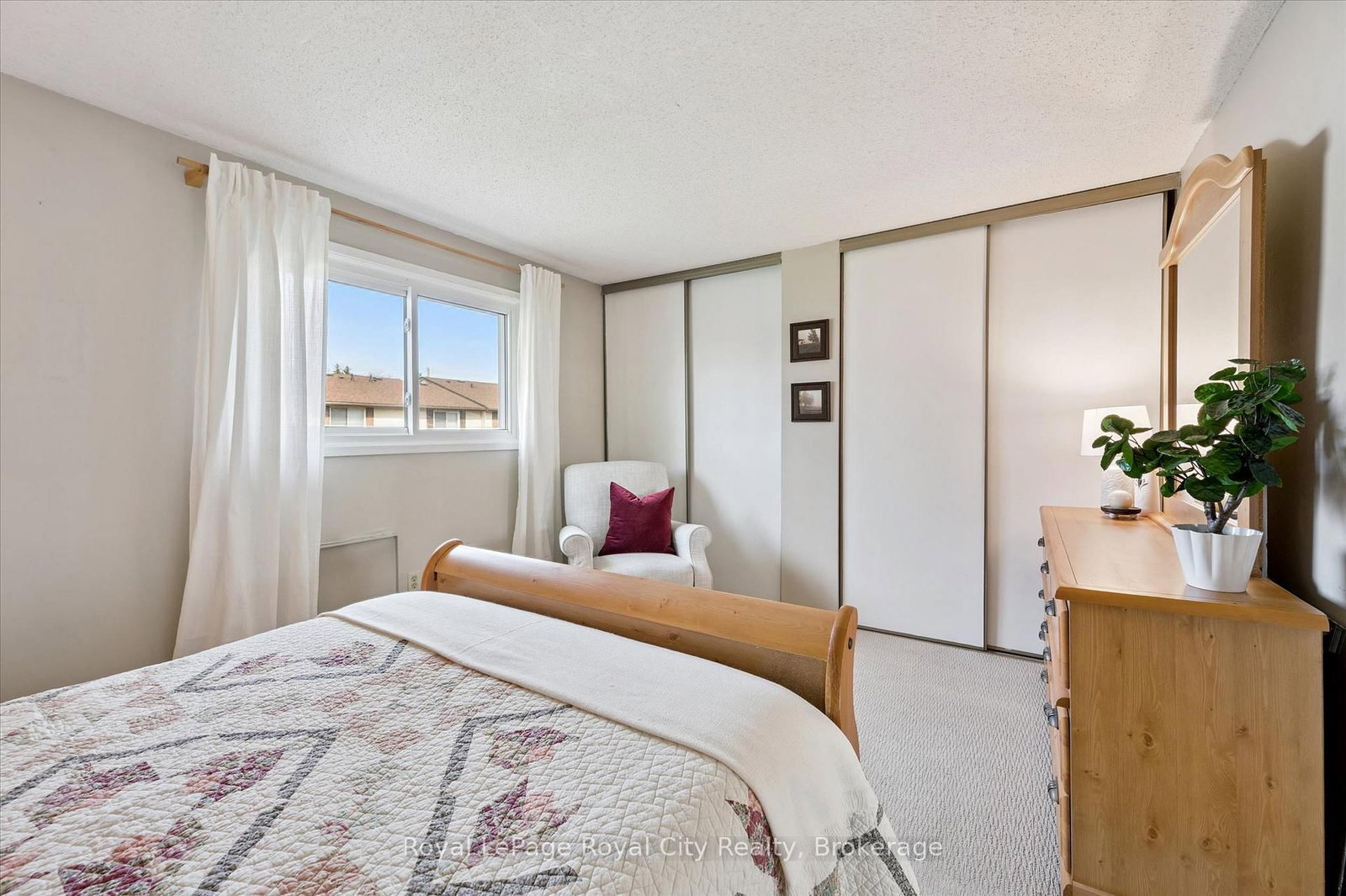 40 N Silvercreek Parkway • #30 • Guelph, ON photo 28
