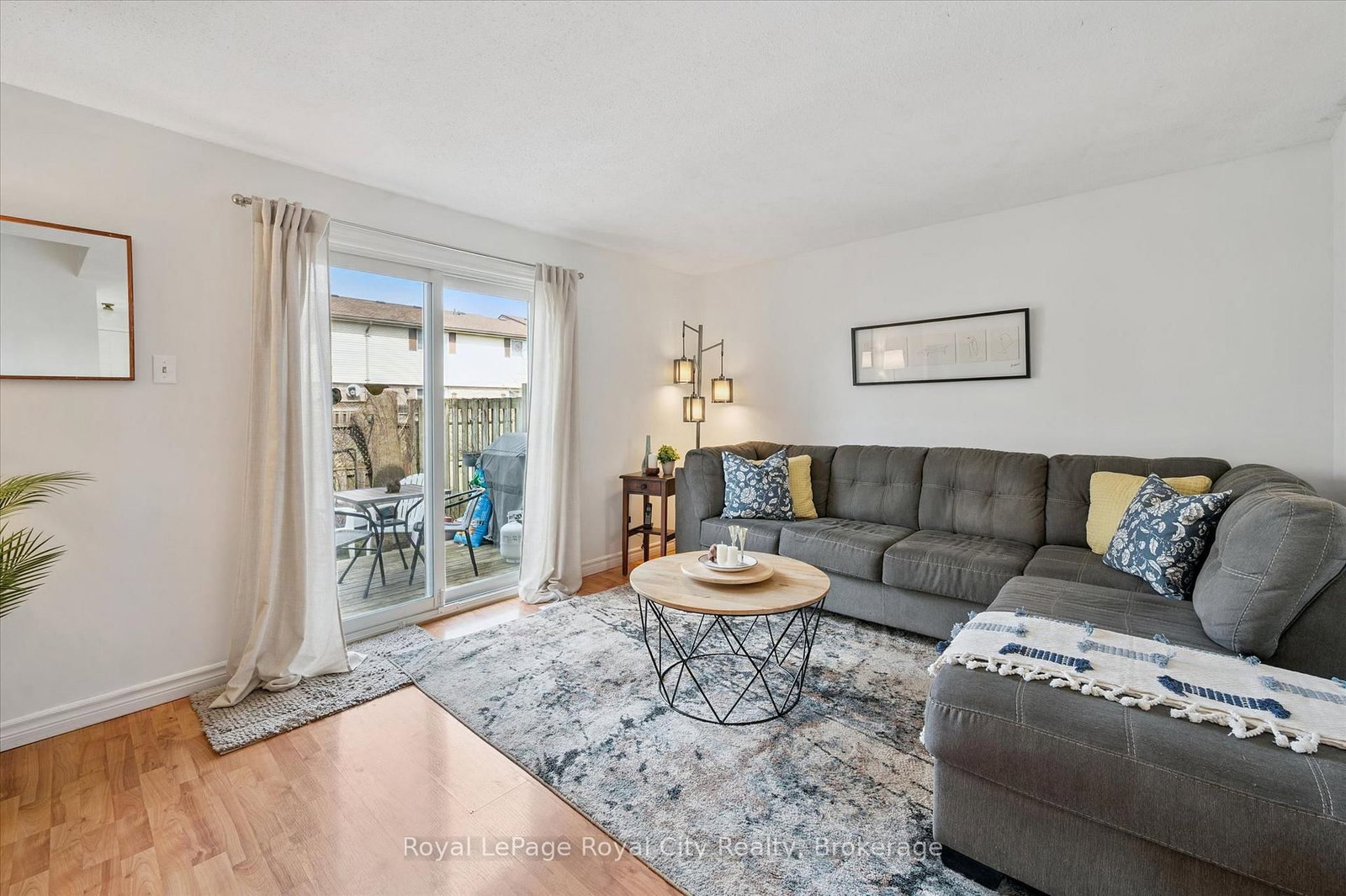 40 N Silvercreek Parkway • #30 • Guelph, ON photo 8