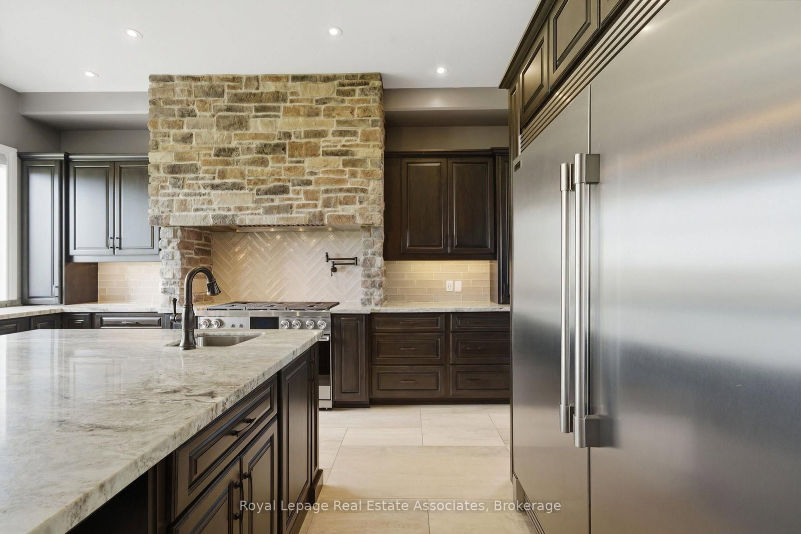 43 Third Road E • Hamilton, ON photo 12