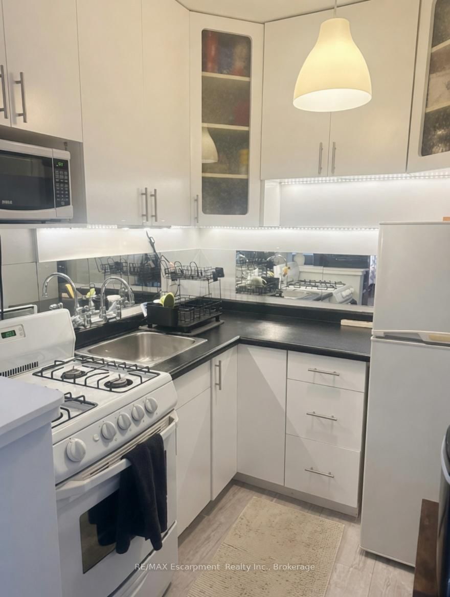 60 Robinson Street, Unit 305 - Photo 8