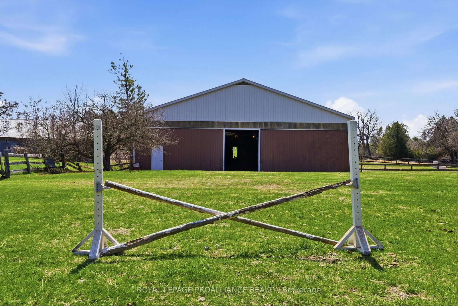 4046 Hwy 28 • Selwyn, ON photo 21