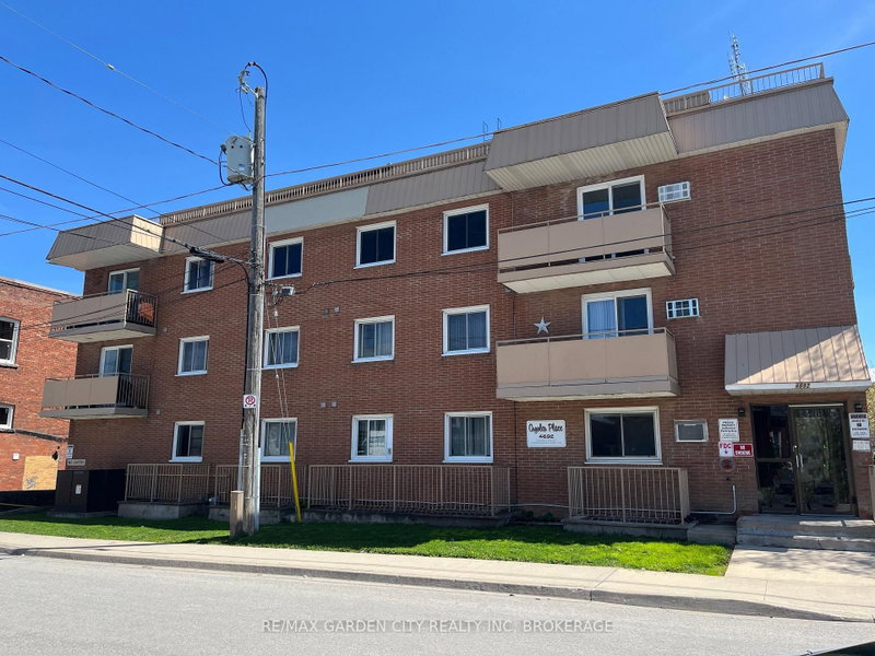 302 - 4692 Crysler Avenue