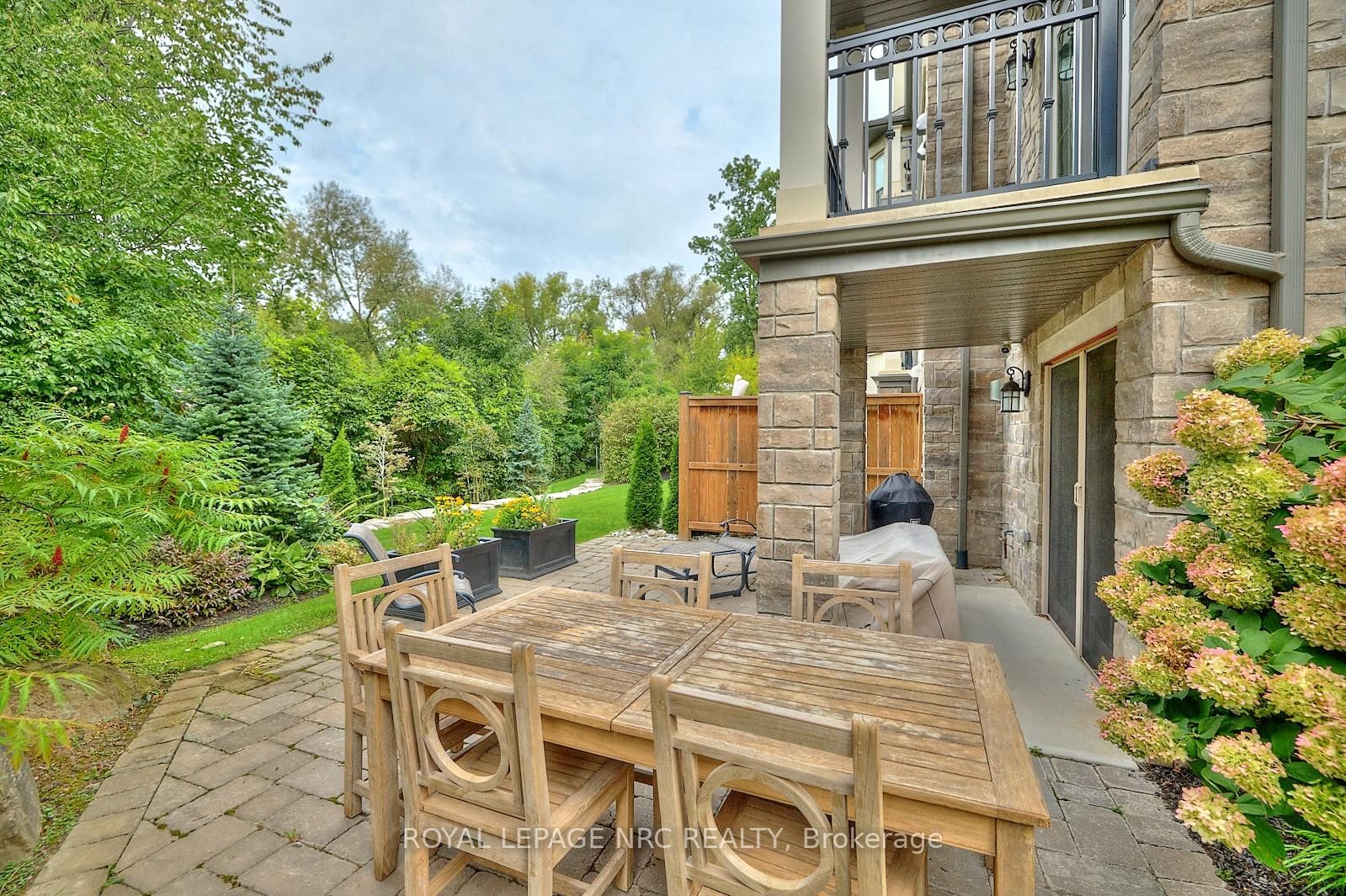 50 Aberdeen Lane S • Niagara-on-the-Lake, ON photo 38