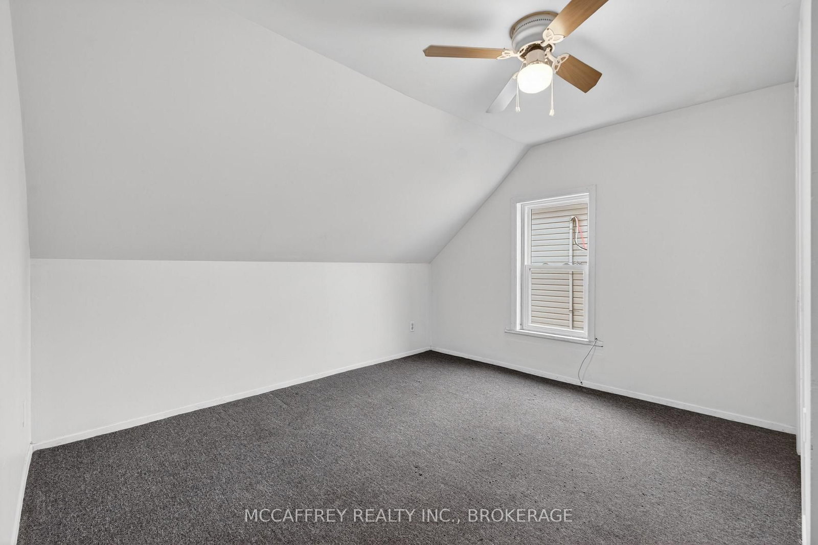 47 ISABELLA Street E - Photo 10