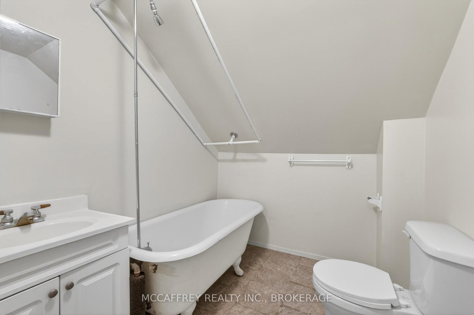 47 ISABELLA Street E - Photo 12