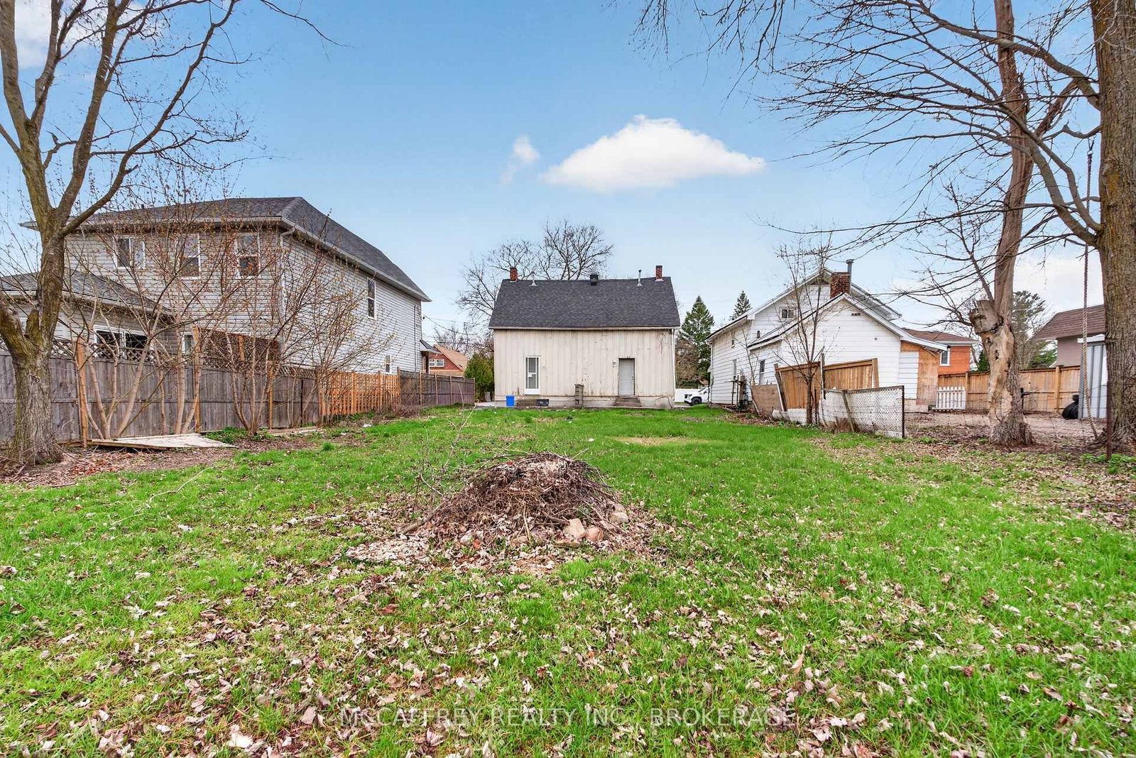 47 ISABELLA Street E - Photo 18