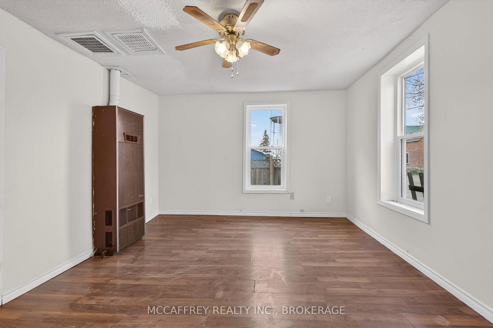 47 ISABELLA Street E - Photo 6