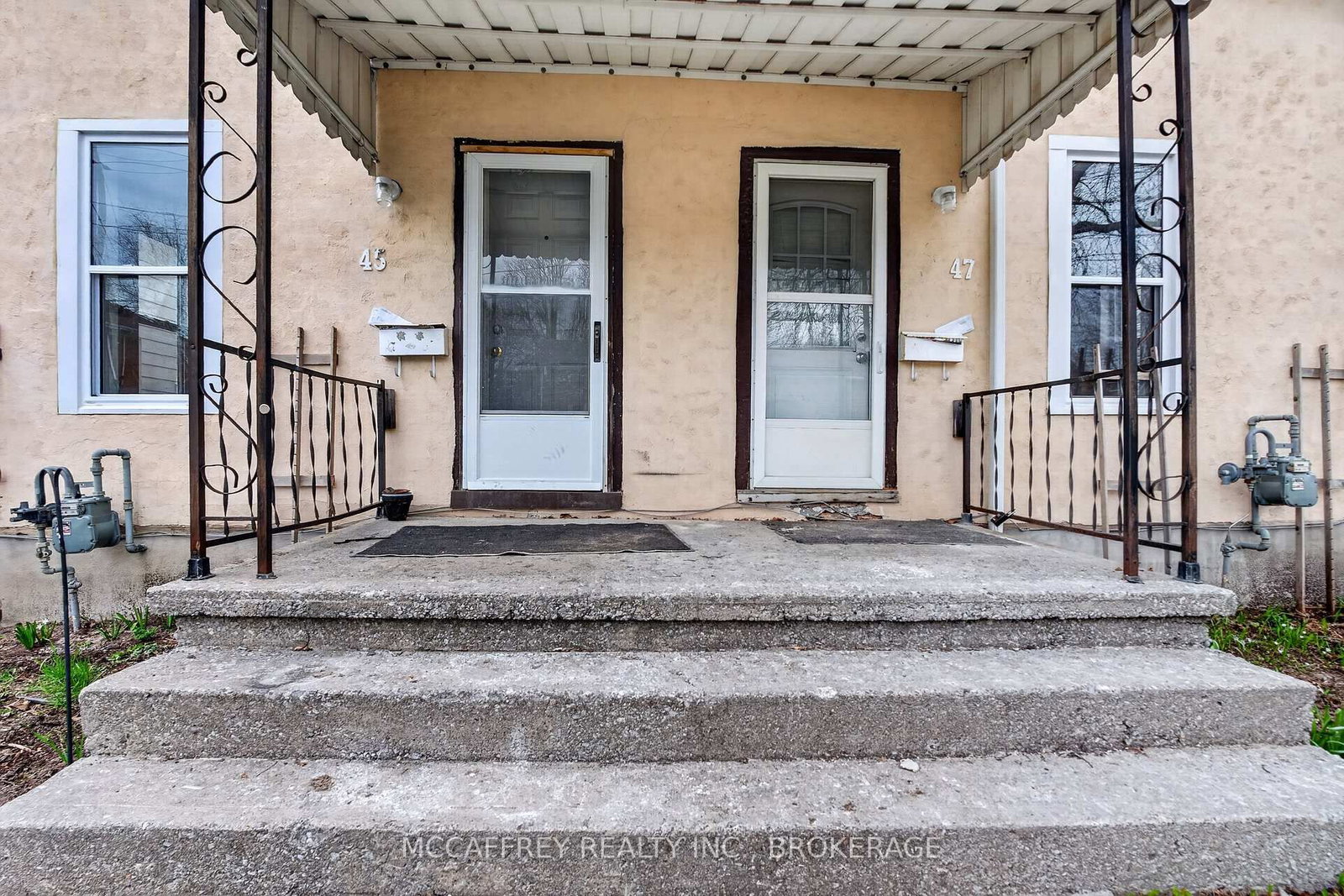 45 ISABELLA Street E - Photo 3