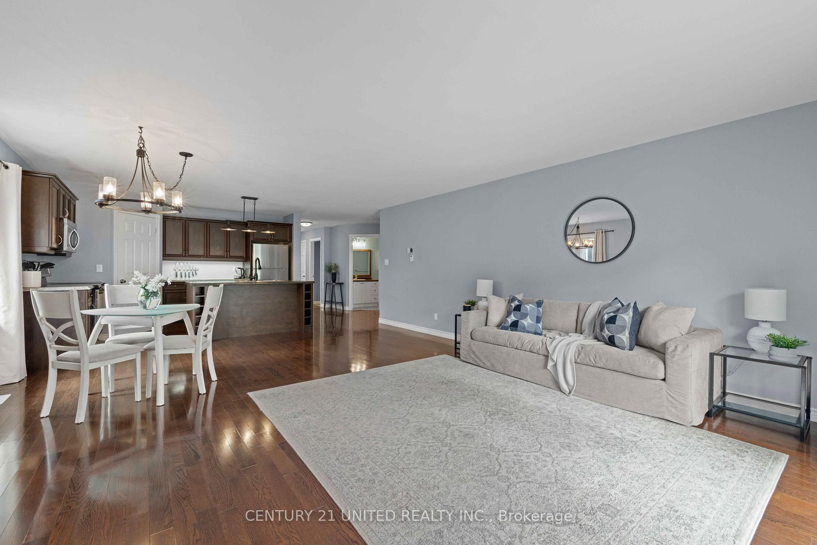 385 Bianco Crescent • Peterborough, ON photo 5