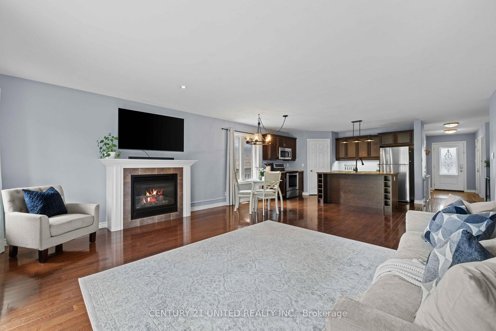 385 Bianco Crescent • Peterborough, ON photo 6