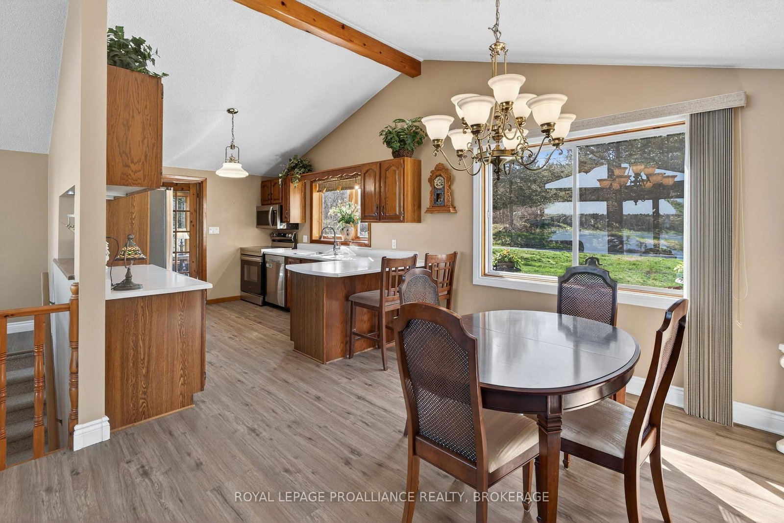 3037 Hilltop Lane • Perth Road, ON photo 25