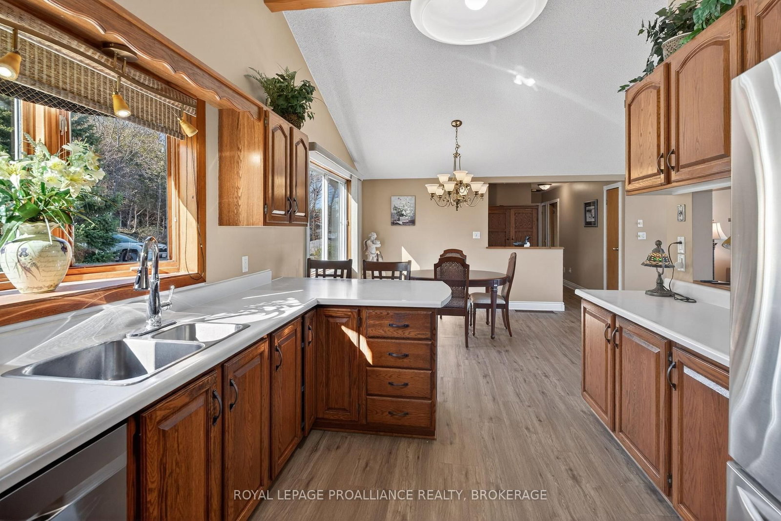 3037 Hilltop Lane • Perth Road, ON photo 27