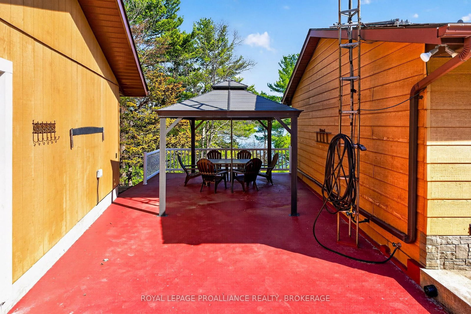 3037 Hilltop Lane • Perth Road, ON photo 45