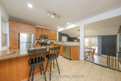 335 Ross Street • Huron-Kinloss, ON photo 4