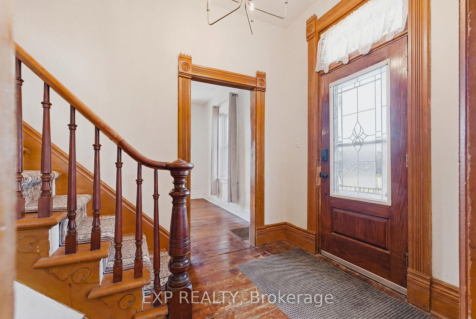 17 Allan Street W • Minto, ON photo 3