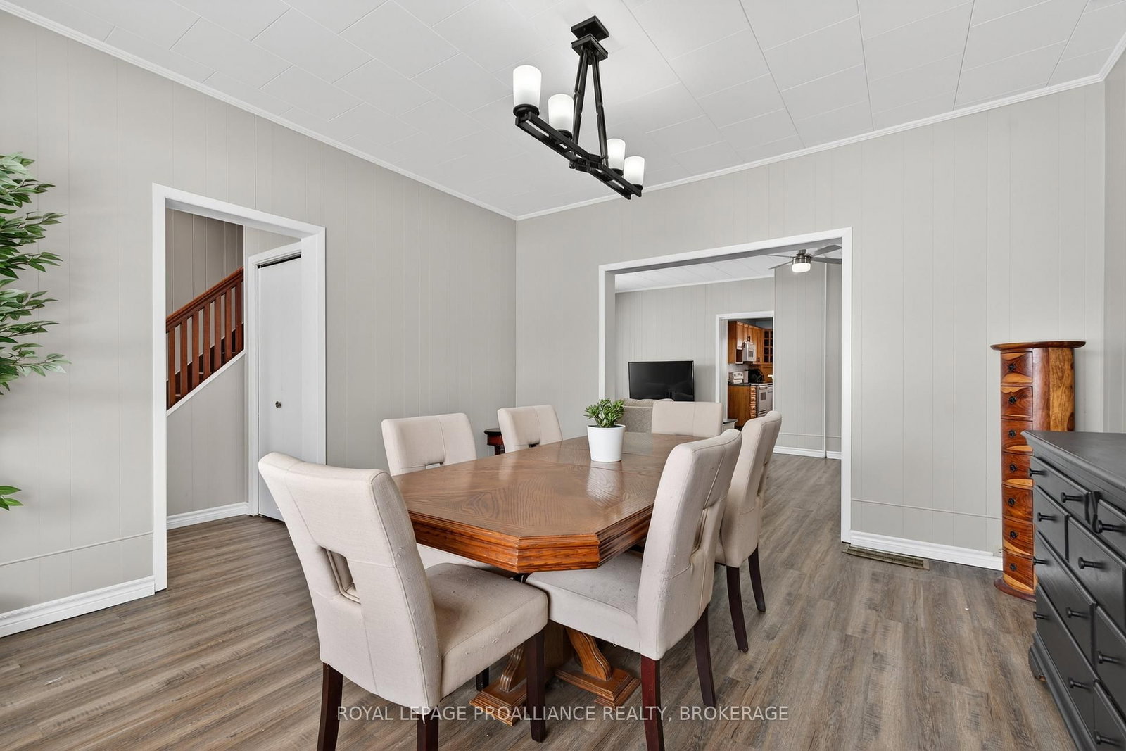 118 East Street E - Photo 14