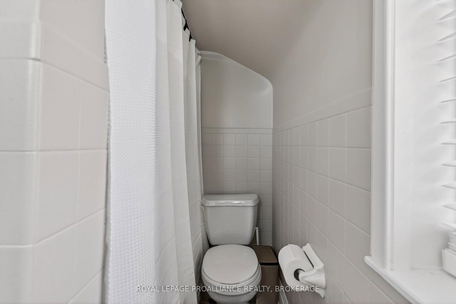 118 East Street E - Photo 28