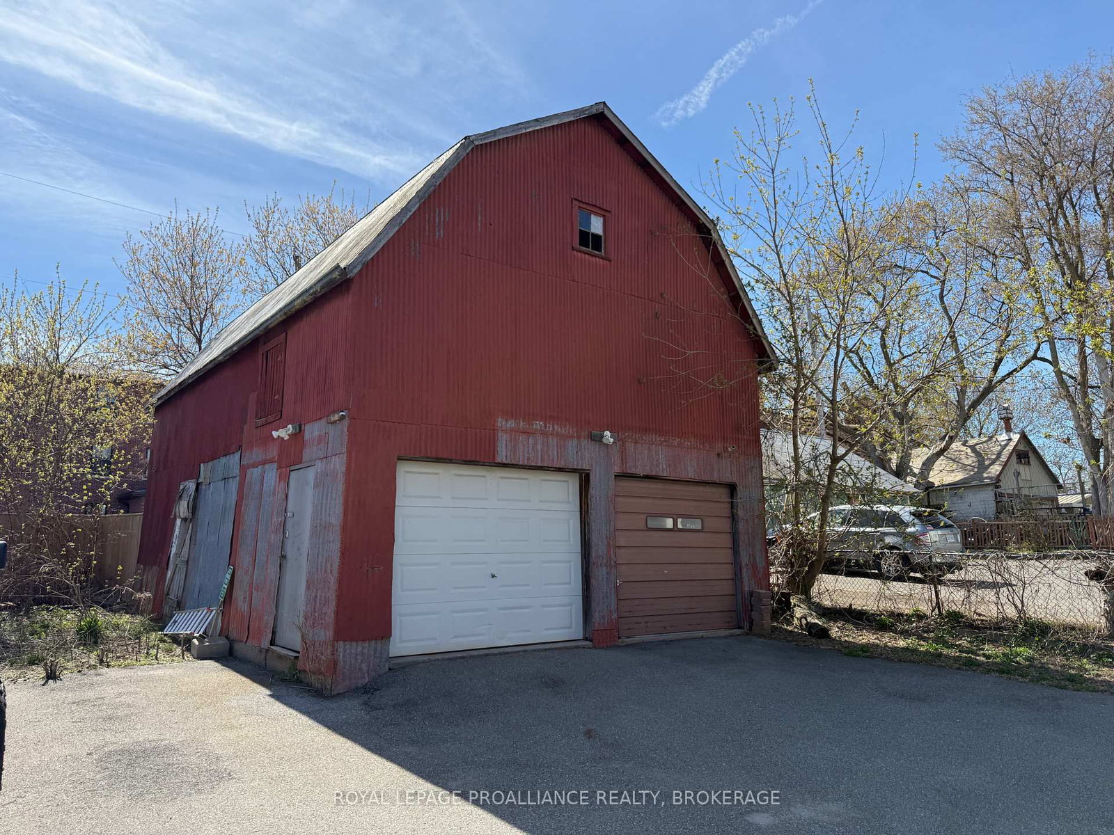 118 East Street E - Photo 35