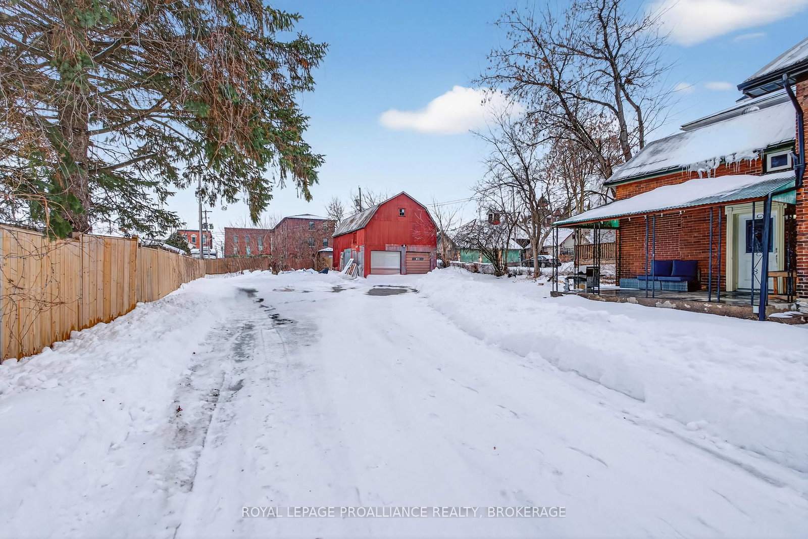 118 East Street E - Photo 39