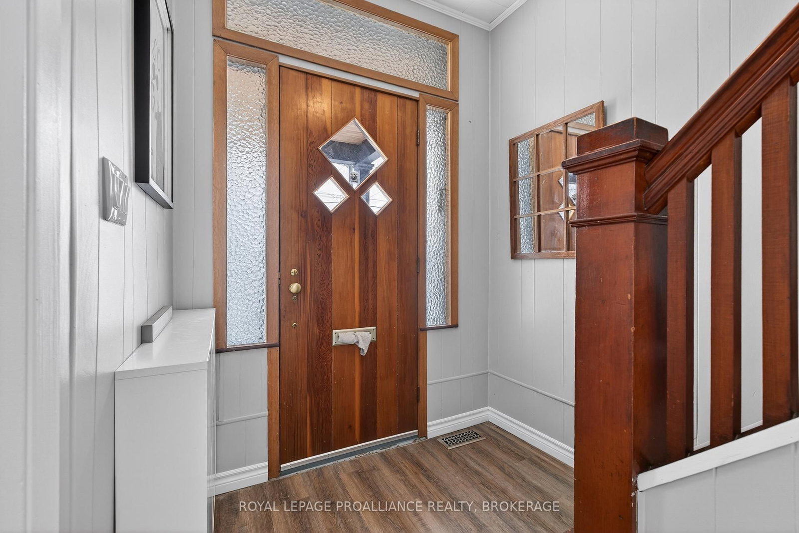 118 East Street E - Photo 6