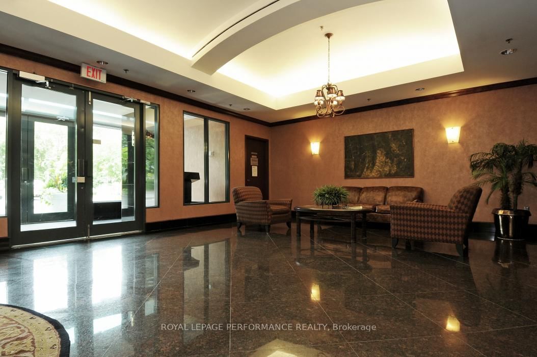 570 Laurier Avenue W, Unit 704 - Photo 2
