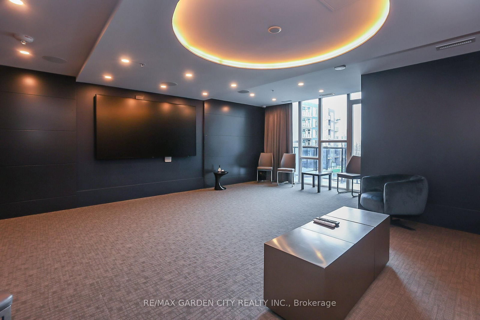 16 Concord Place, Unit 431 - Photo 5