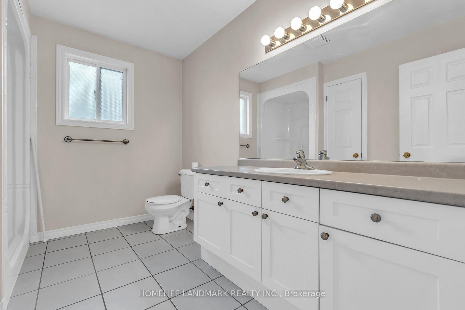 1538 Coronation Drive - Photo 27