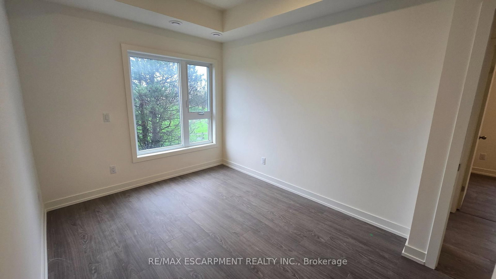 16 Melbourne Avenue, Unit 210B - Photo 22