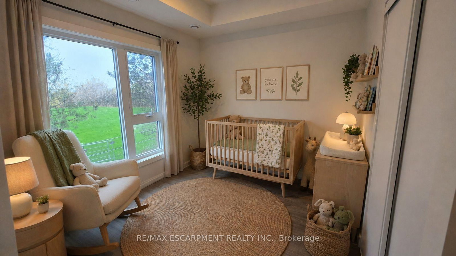 16 Melbourne Avenue, Unit 210B - Photo 3