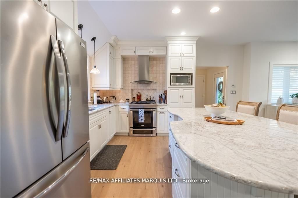 18537 STONEHOUSE POINT Road • South Glengarry, ON photo 13