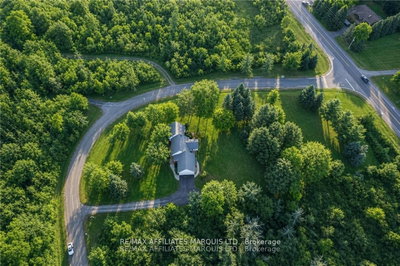 18537 STONEHOUSE POINT Road • South Glengarry, ON photo 3