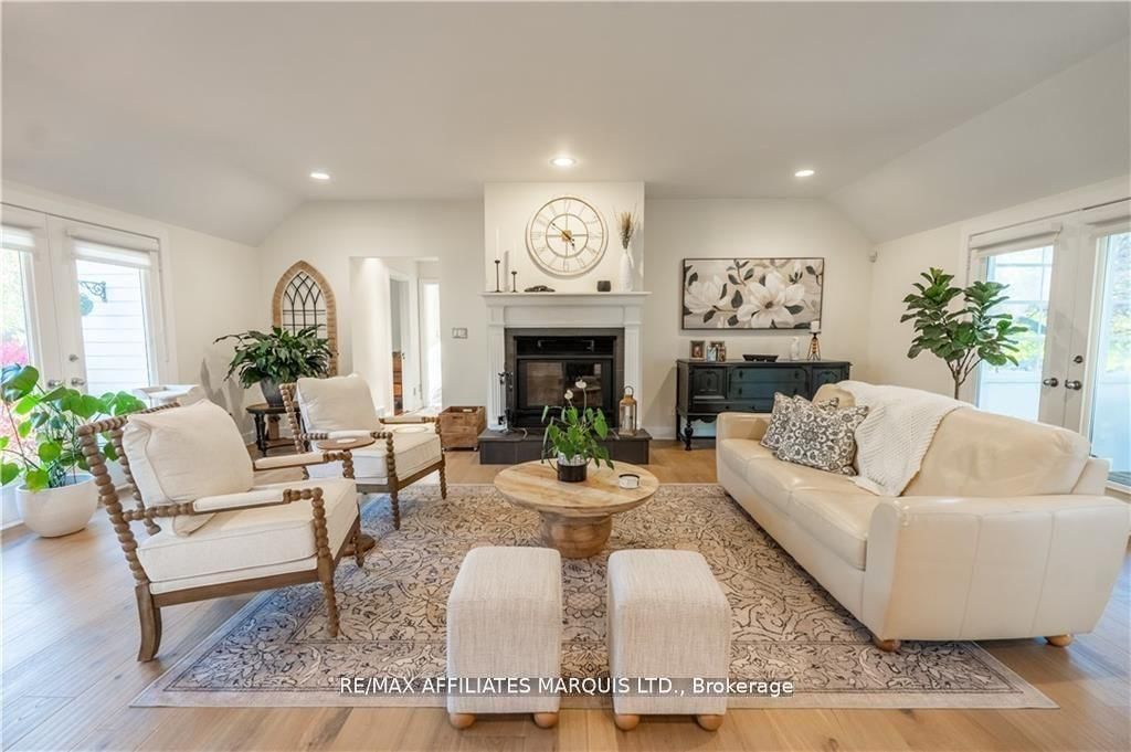 18537 STONEHOUSE POINT Road • South Glengarry, ON photo 4