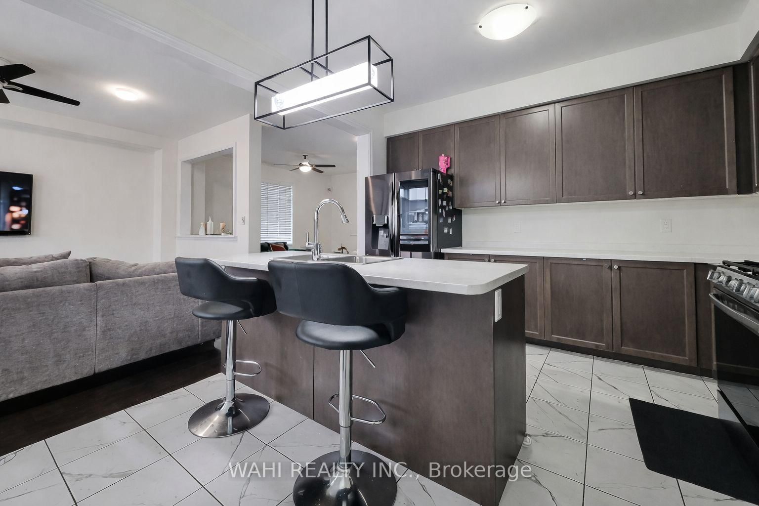 73 Lillian Way - Photo 9